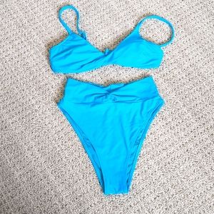 Aerie twist scoop bikini top size small and twist high cut cheeky bottom xsmall